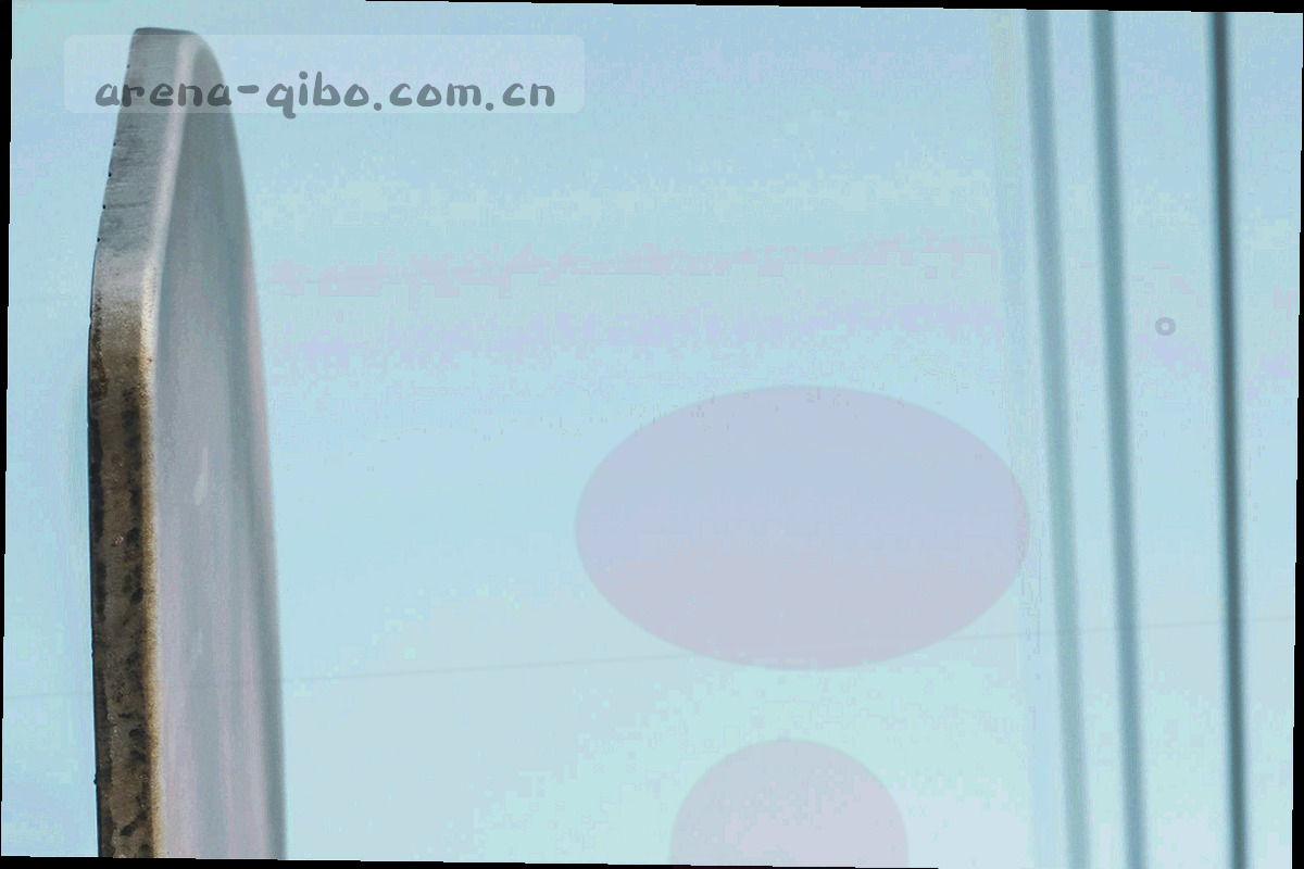 深色背景上叠放的半透明文档轮廓与青色坐标网格，无文字